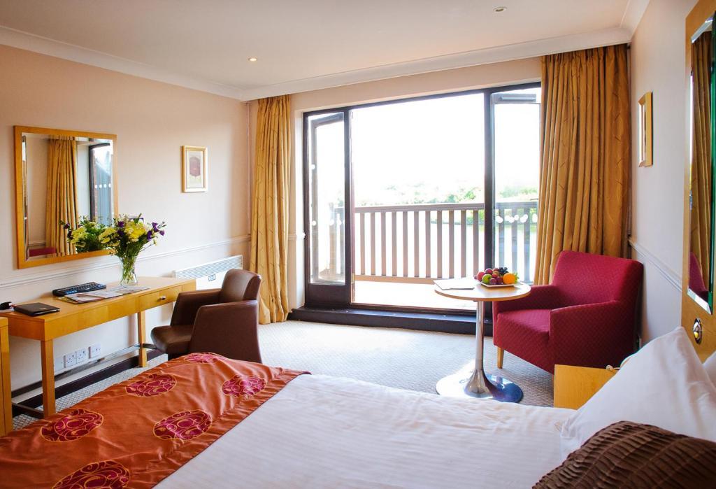 Reading Lake Hotel Εξωτερικό φωτογραφία